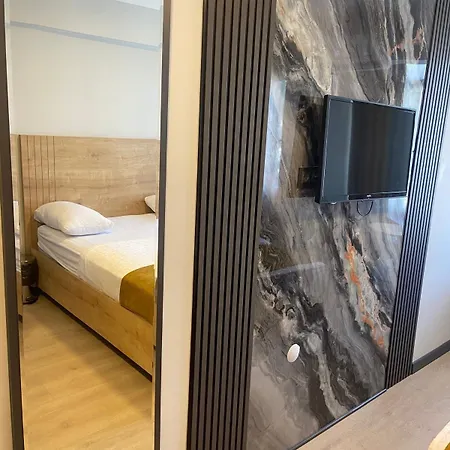 Hotel Gueven 3*